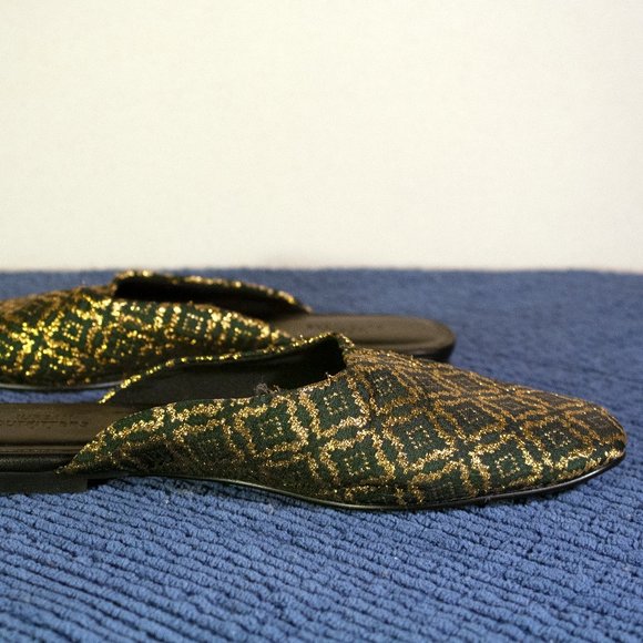 Patterned Slides - Picture 3 of 3